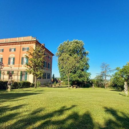 Villa Viola Tortona Buitenkant foto
