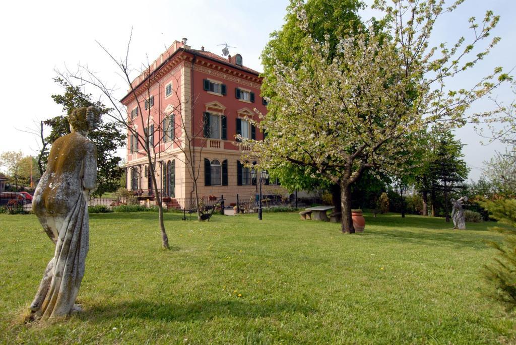 Villa Viola Tortona Buitenkant foto