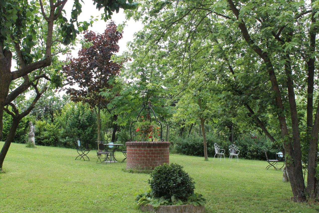Villa Viola Tortona Buitenkant foto