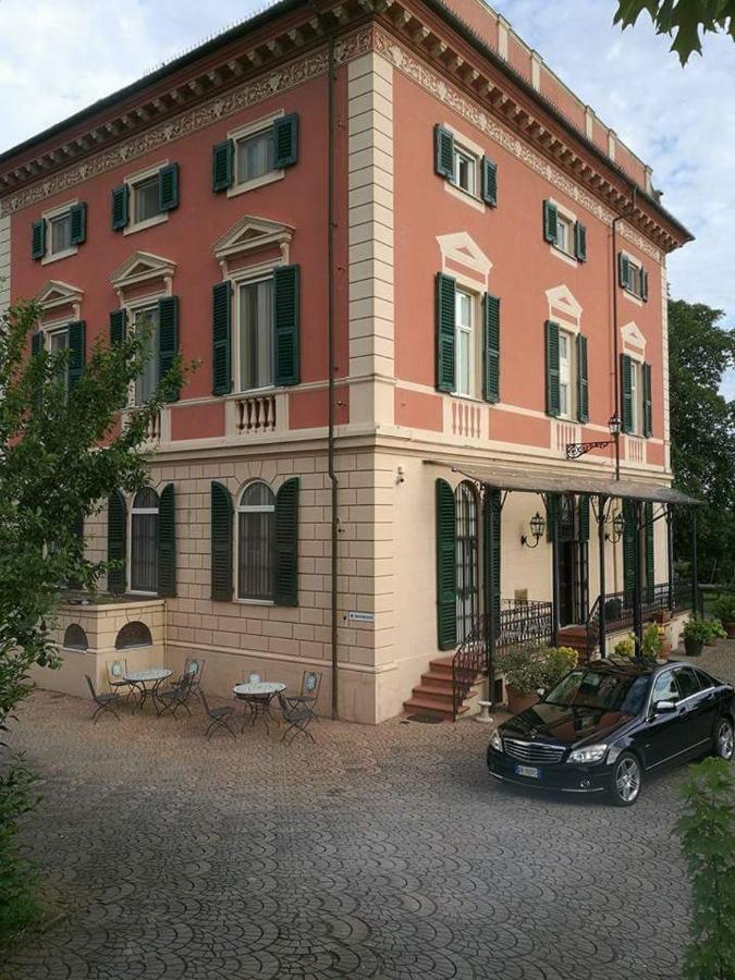 Villa Viola Tortona Buitenkant foto